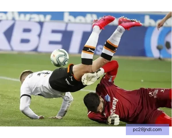 多瑞那与卡斯特洛激战平局赛事全程回顾与关键瞬间解析