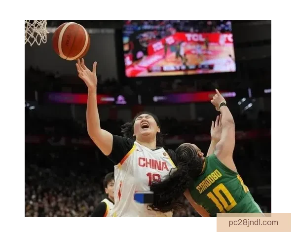 萨尔路易斯女篮客场力克弗赖堡女篮以83-67取得胜利