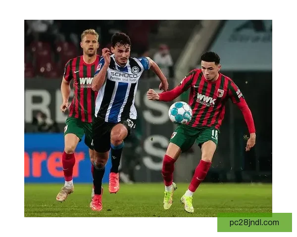 勒沃库森U19逆转战胜美因茨U19比分定格四比三